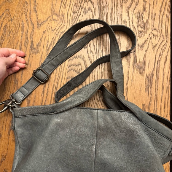 Latico Leathers Bianca Leather Crossbody Bag Smokey Denim Color - Picture 6 of 8